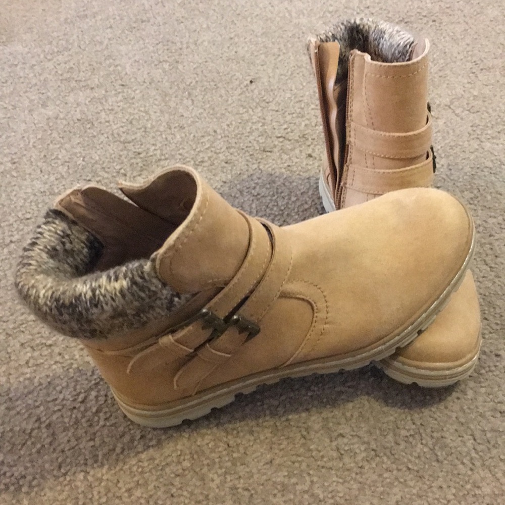 Cliffs by White Mountain Kaleta Ankle Boots S-6.5